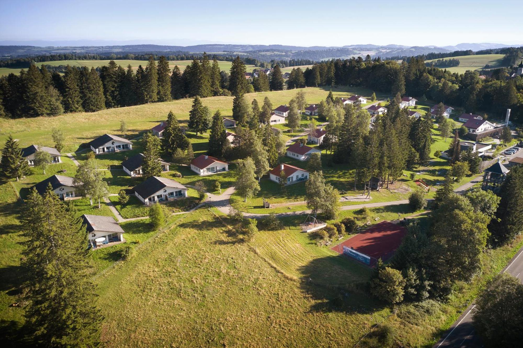 Reka-Feriendorf Montfaucon Екстер'єр фото